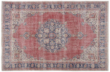 Vintage Distressed Rug Maneza