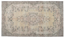 Vintage Distressed Rug Elriya