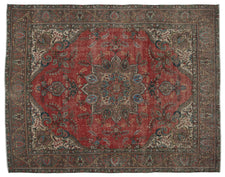 Vintage Persian Rug Vezora