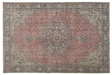Vintage Distressed Rug Invelyn