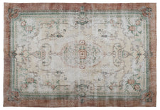Vintage Distressed Rug Yelith