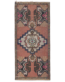 Vintage Turkish Rug Nelaone