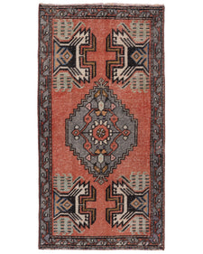 Vintage Turkish Rug Telaove