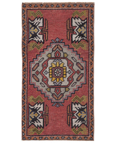 Vintage Turkish Rug Selaeve
