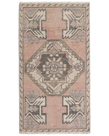 Vintage Turkish Rug Tesella