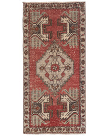 Vintage Turkish Rug Pasora