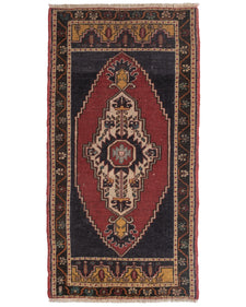 Vintage Turkish Rug Poliva