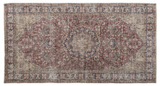 Vintage Distressed Rug Moralei
