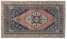 Vintage Turkish Rug Ugauccok