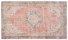 Vintage Distressed Rug Klaukt