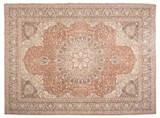 Vintage Distressed Rug Zarinia