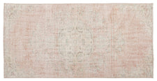 Vintage Distressed Rug Blyra