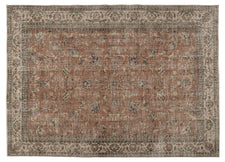 Vintage Distressed Rug Varenya