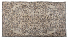 Vintage Distressed Rug Uvenora