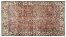 Vintage Distressed Rug Jurs