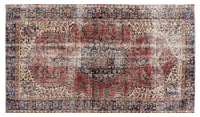 Vintage Distressed Rug Zilryne