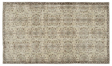 Vintage Distressed Rug Brelin