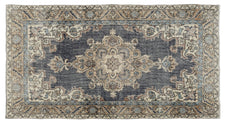 Vintage Distressed Rug Xerovinil