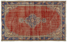 Vintage Distressed Rug Glivenil
