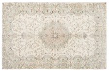 Vintage Distressed Rug Camara