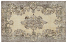 Vintage Distressed Rug Xerovin