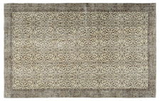 Vintage Distressed Rug Wolvren