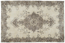 Vintage Distressed Rug Yalinor
