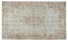 Vintage Distressed Rug Jovelyn