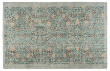 Vintage Distressed Rug Olvarin