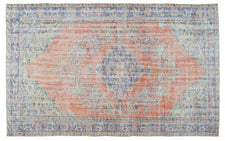 Vintage Distressed Rug Selvene