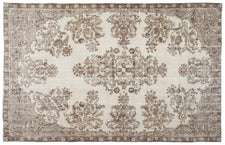 Vintage Distressed Rug Pleadrekt