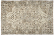 Vintage Distressed Rug Glarin