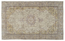 Vintage Distressed Rug Horelle