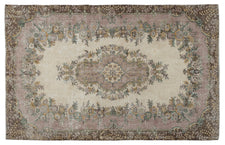 Vintage Distressed Rug Kalisse