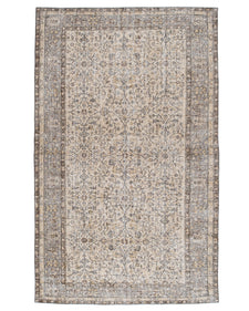 Vintage Distressed Rug Relova