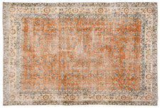 Vintage Distressed Rug Paucs