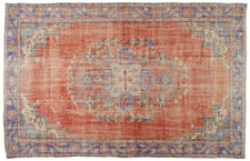 Vintage Distressed Rug Elarin