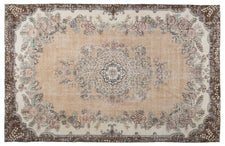 Vintage Distressed Rug Enlira