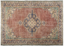 Vintage Distressed Rug Helnor