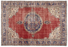 Vintage Distressed Rug Yorvin