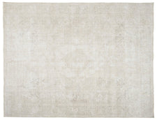Vintage Distressed Rug Secundinia