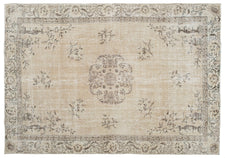 Vintage Distressed Rug Procula