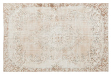Vintage Distressed Rug Snezhana