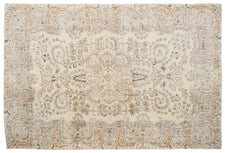 Vintage Distressed Rug Veselka