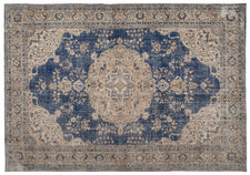 Vintage Distressed Rug Tettidius