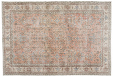 Vintage Distressed Rug Salonius