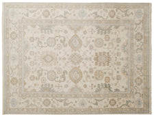 Vintage Oushak Rug Rozbeh