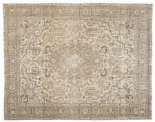 Vintage Persian Rug Peres
