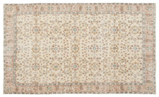 Vintage Distressed Rug Garofina