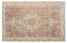 Vintage Distressed Rug Pepa